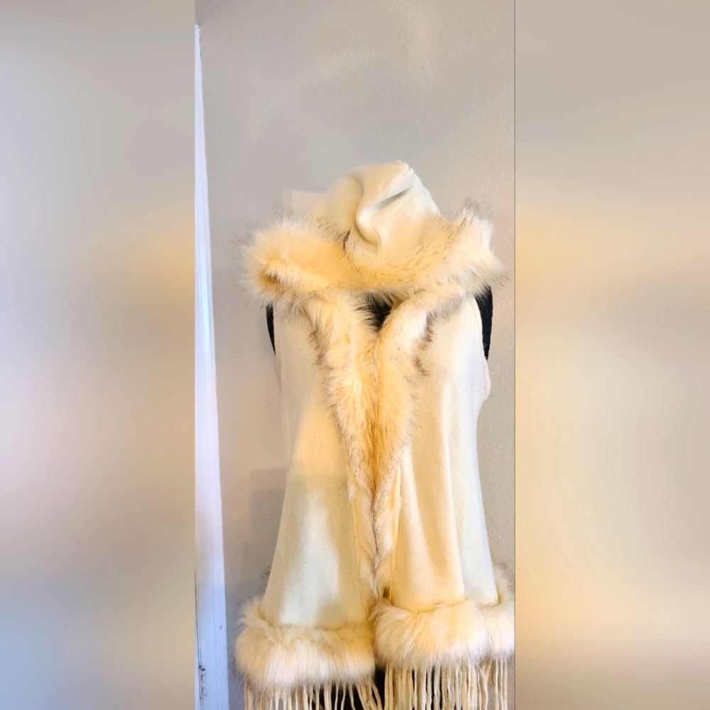 Northern Angel Cream Faux Fur Trimmed Vest with Fringed Edge